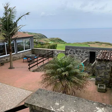 Holiday home Casa Do Tio Soares Feteira Grande